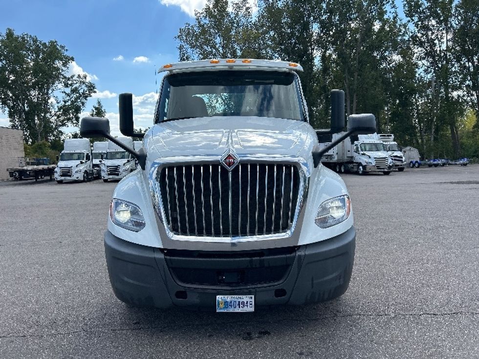 Day Cab Tractor-Heavy Duty Tractors-International-2020-LT625-Lansing-MI-247,658\n\t\tmiles-$ 32,000 - Image 2
