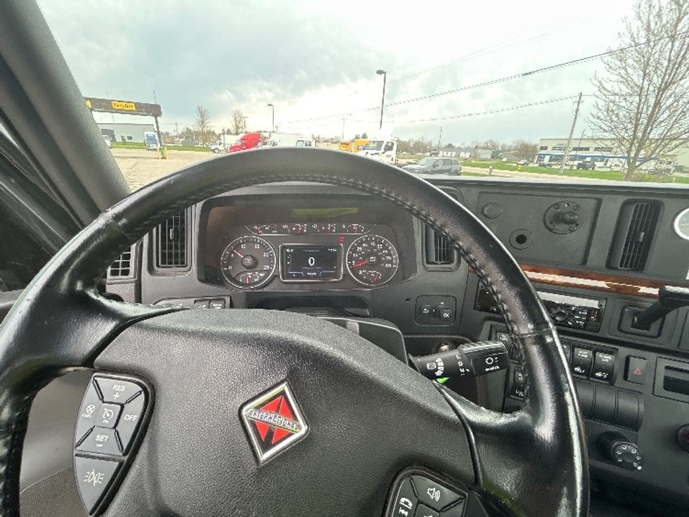 Day Cab Tractor-Heavy Duty Tractors-International-2020-LT625-Lansing-MI-290,427\n\t\tmiles-$ 42,250 - Image 10