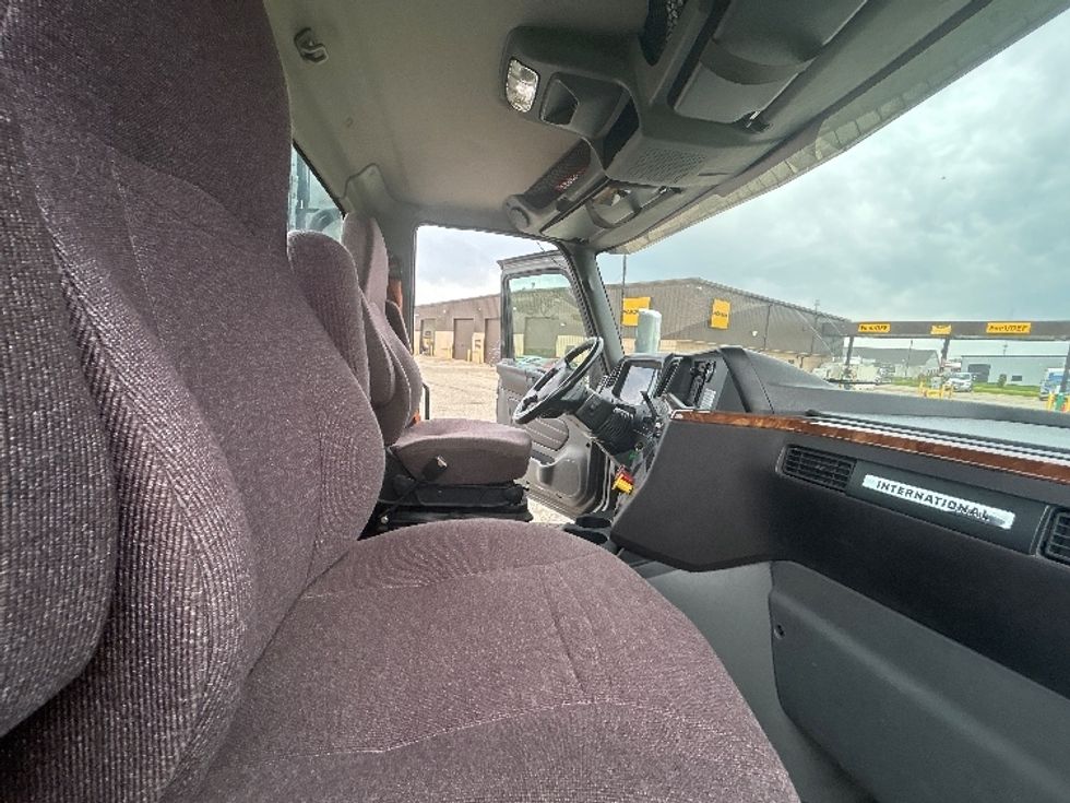 Day Cab Tractor-Heavy Duty Tractors-International-2020-LT625-Lansing-MI-290,427\n\t\tmiles-$ 42,250 - Image 11