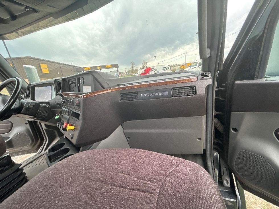 Day Cab Tractor-Heavy Duty Tractors-International-2020-LT625-Lansing-MI-290,427\n\t\tmiles-$ 42,250 - Image 12