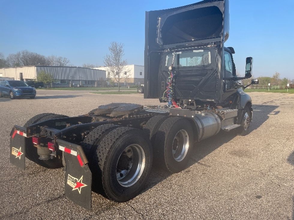 Day Cab Tractor-Heavy Duty Tractors-International-2020-LT625-Lansing-MI-290,427\n\t\tmiles-$ 42,250 - Image 6