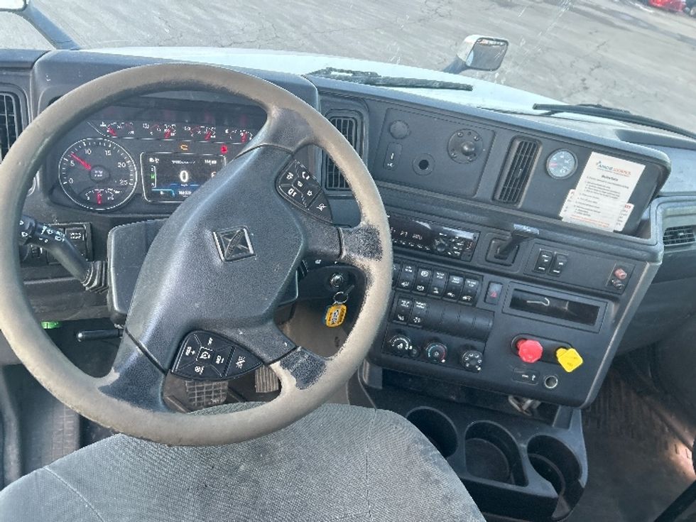 Day Cab Tractor-Heavy Duty Tractors-International-2020-LT625-Lansing-MI-539,509\n\t\tmiles-$ 26,250 - Image 11
