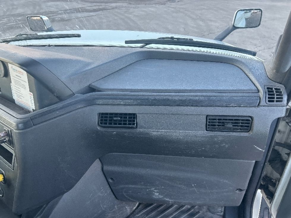 Day Cab Tractor-Heavy Duty Tractors-International-2020-LT625-Lansing-MI-539,509\n\t\tmiles-$ 26,250 - Image 13