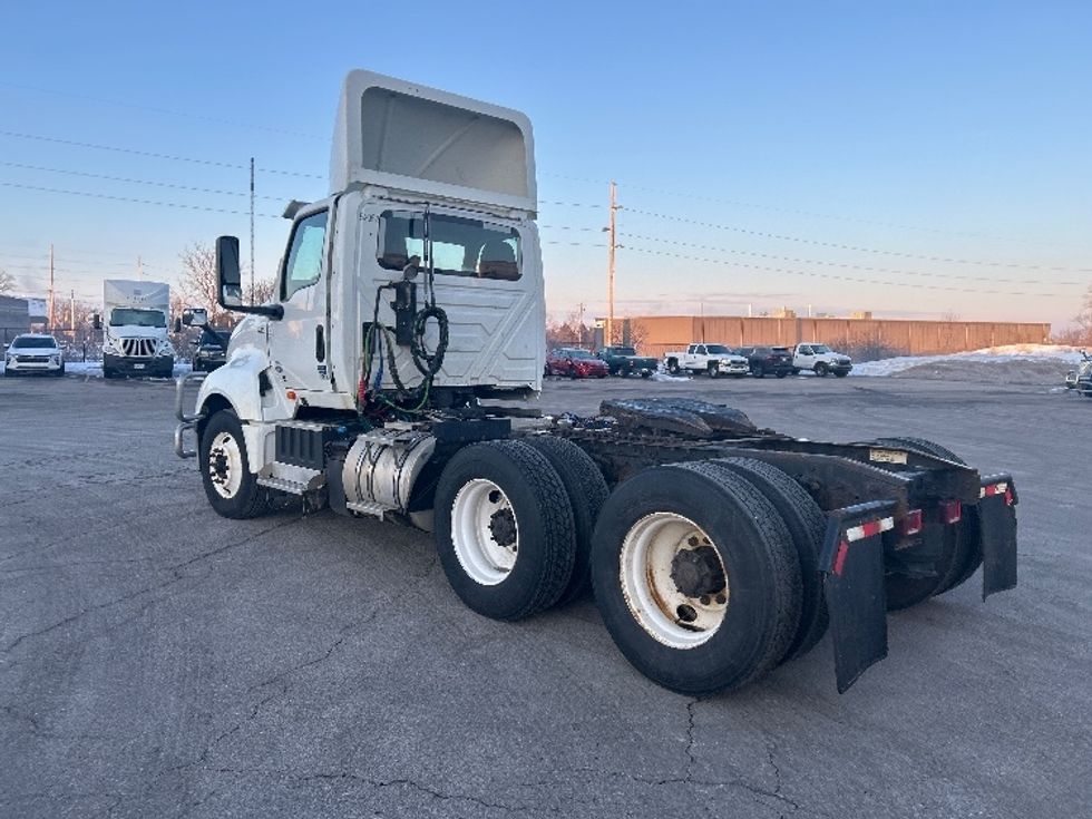 Day Cab Tractor-Heavy Duty Tractors-International-2020-LT625-Lansing-MI-539,509\n\t\tmiles-$ 26,250 - Image 5