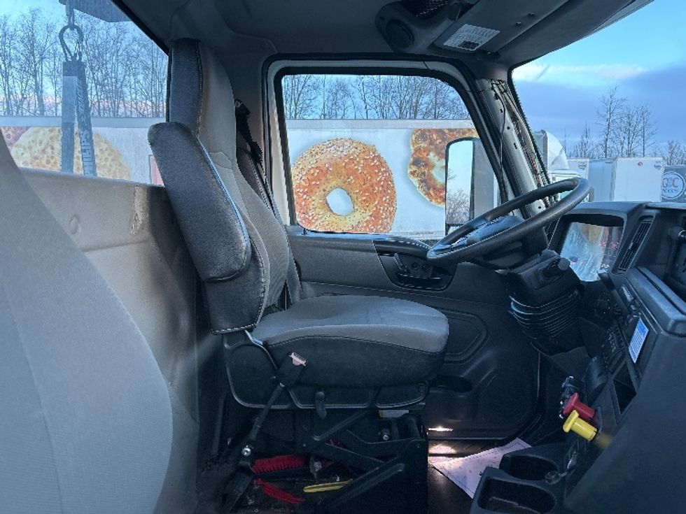 Day Cab Tractor-Heavy Duty Tractors-International-2020-LT625-Liverpool-NY-228,272\n\t\tmiles-$ 33,000 - Image 14