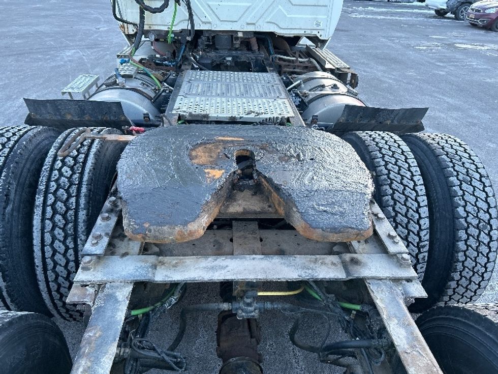 Day Cab Tractor-Heavy Duty Tractors-International-2020-LT625-Liverpool-NY-228,272\n\t\tmiles-$ 33,000 - Image 6