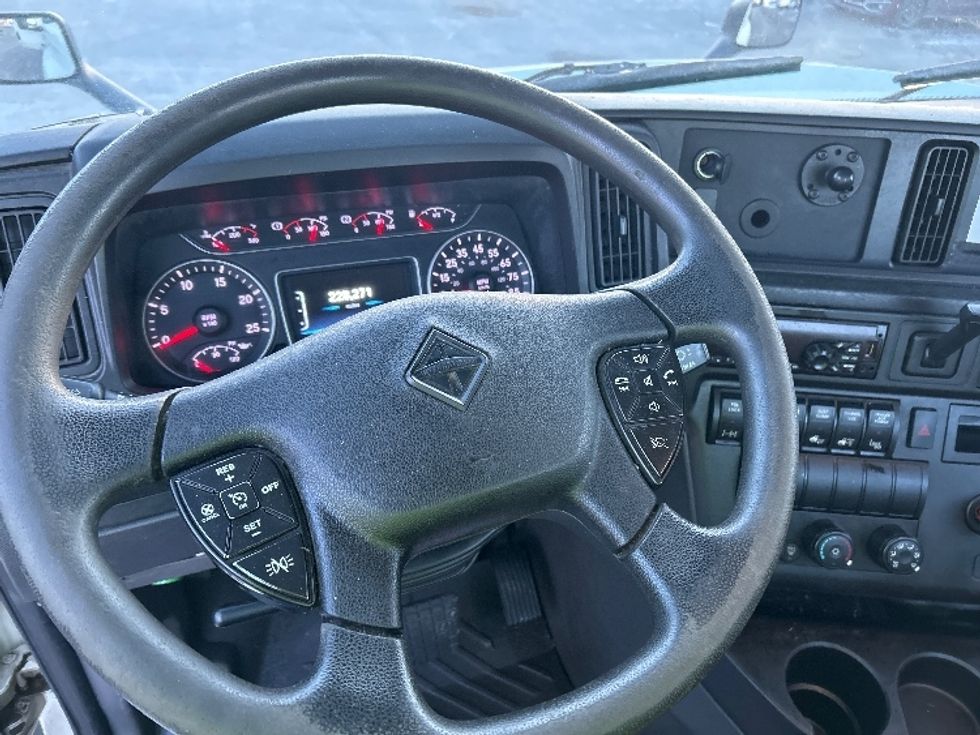 Day Cab Tractor-Heavy Duty Tractors-International-2020-LT625-Liverpool-NY-228,272\n\t\tmiles-$ 33,750 - Image 11