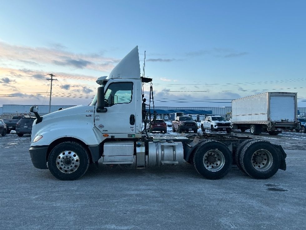 Day Cab Tractor-Heavy Duty Tractors-International-2020-LT625-Liverpool-NY-228,272\n\t\tmiles-$ 33,750 - Image 4