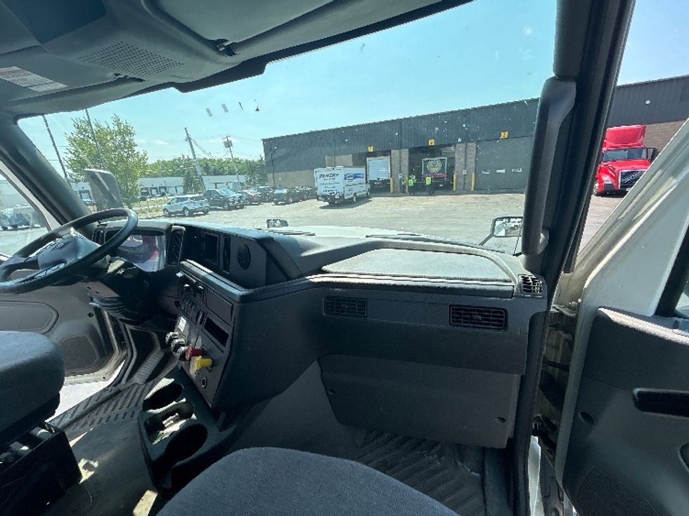 Day Cab Tractor-Heavy Duty Tractors-International-2020-LT625-Liverpool-NY-242,897\n\t\tmiles-$ 45,250 - Image 13
