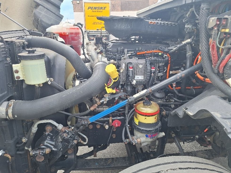 Day Cab Tractor-Heavy Duty Tractors-International-2020-LT625-Londonderry-NH-245,003\n\t\tmiles-$ 32,500 - Image 16