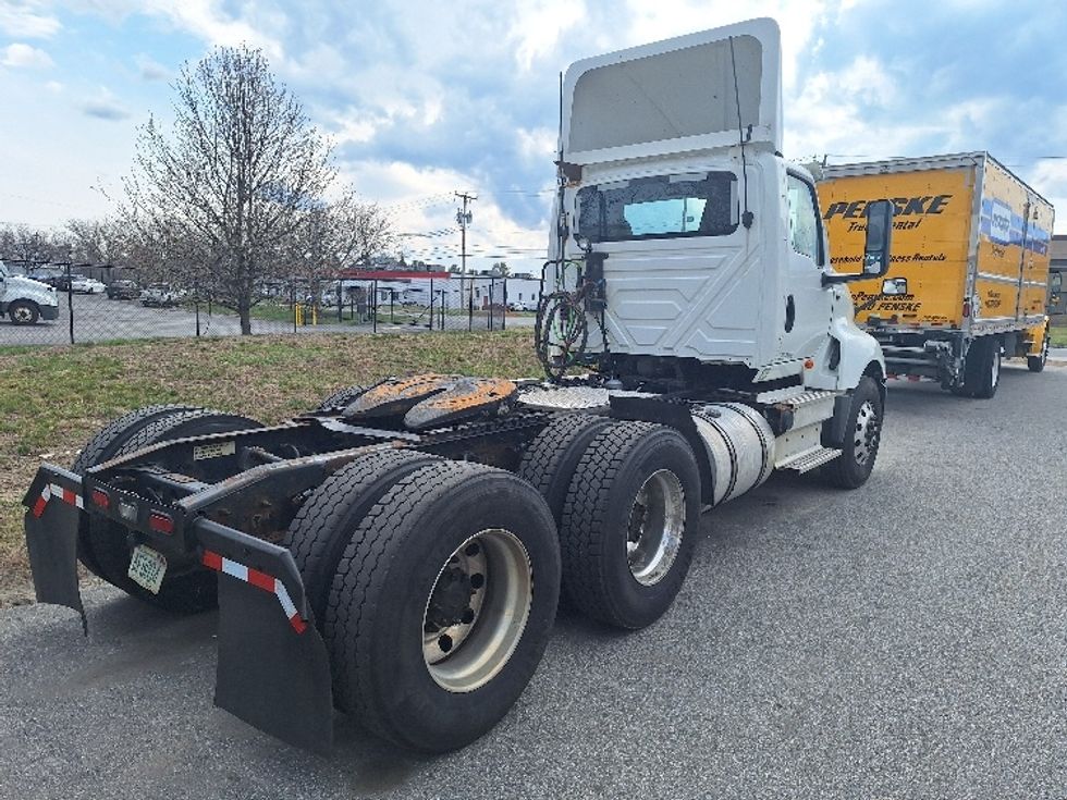 Day Cab Tractor-Heavy Duty Tractors-International-2020-LT625-Londonderry-NH-245,003\n\t\tmiles-$ 32,500 - Image 7