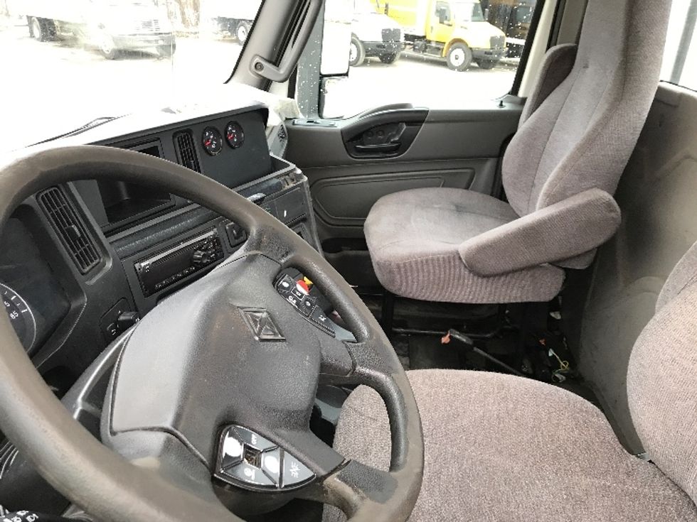 Day Cab Tractor-Heavy Duty Tractors-International-2020-LT625-Londonderry-NH-623,019\n\t\tmiles-$ 23,750 - Image 10