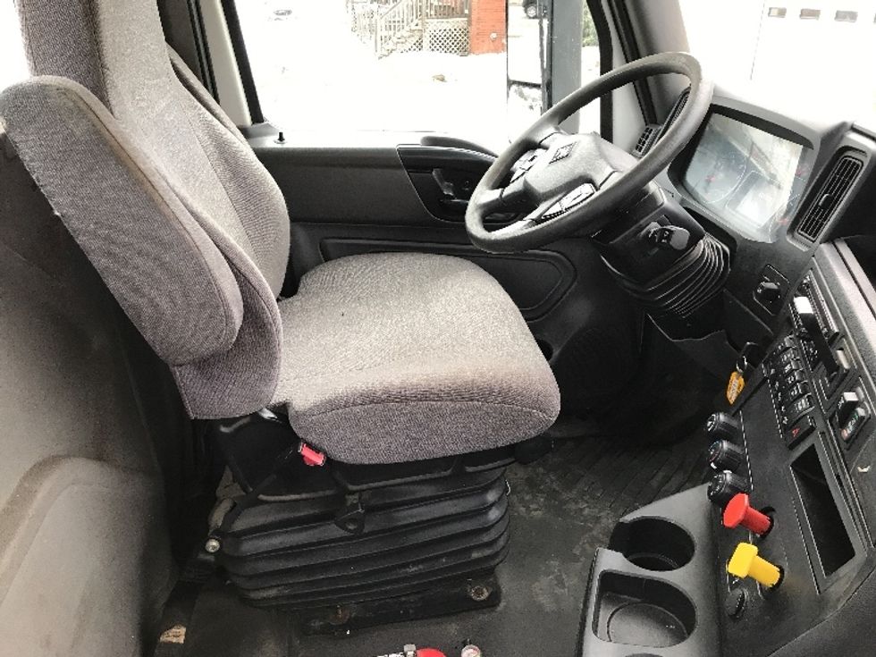 Day Cab Tractor-Heavy Duty Tractors-International-2020-LT625-Londonderry-NH-623,019\n\t\tmiles-$ 23,750 - Image 14