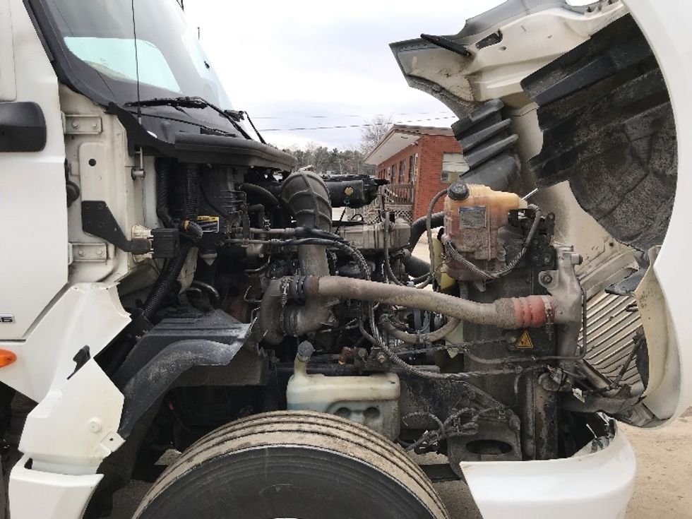 Day Cab Tractor-Heavy Duty Tractors-International-2020-LT625-Londonderry-NH-623,019\n\t\tmiles-$ 23,750 - Image 15