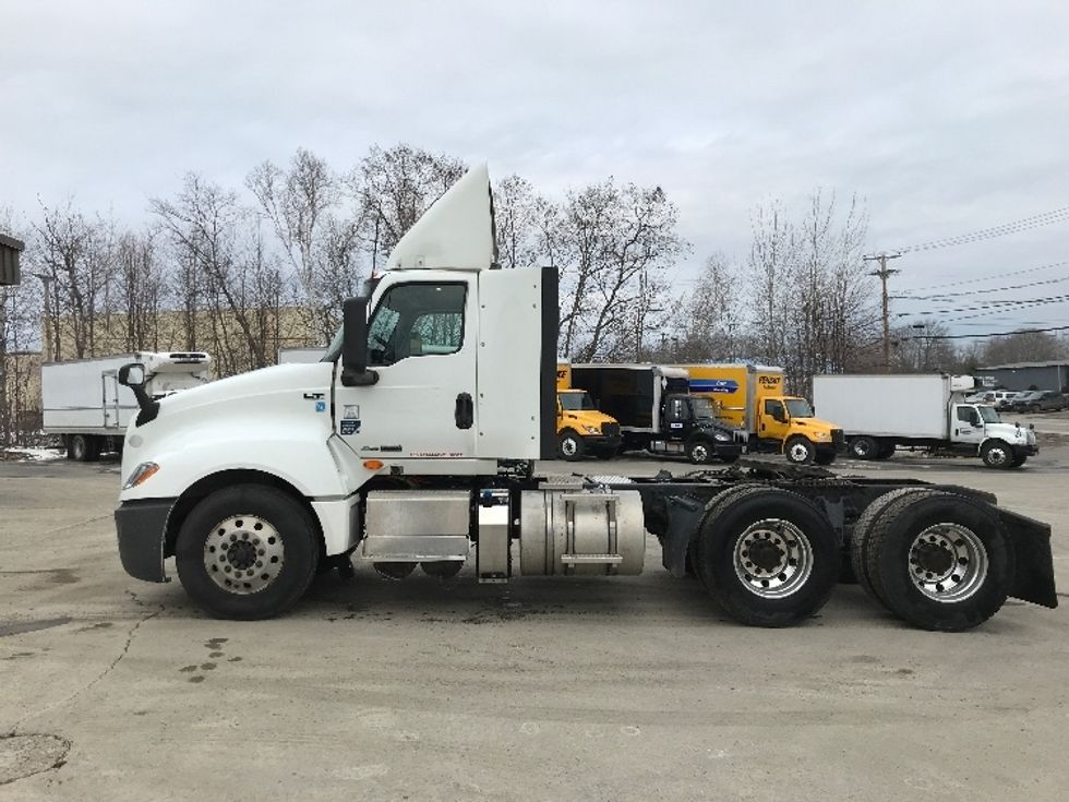 Day Cab Tractor-Heavy Duty Tractors-International-2020-LT625-Londonderry-NH-623,019\n\t\tmiles-$ 23,750 - Image 4