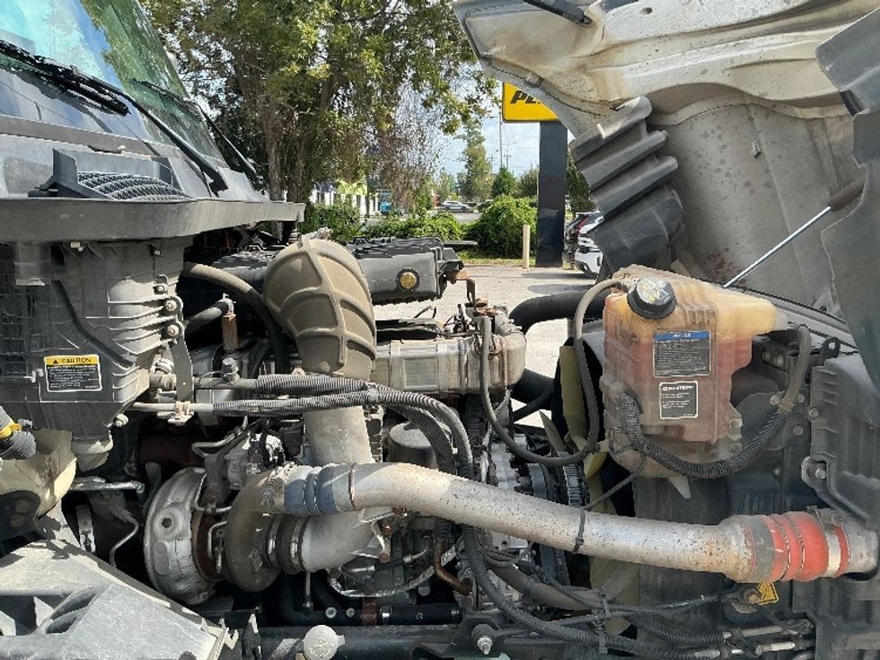 Day Cab Tractor-Heavy Duty Tractors-International-2020-LT625-Mebane-NC-336,761\n\t\tmiles-$ 30,250 - Image 15