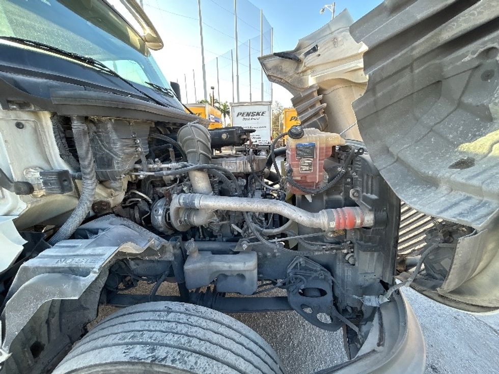 Day Cab Tractor-Heavy Duty Tractors-International-2020-LT625-Medley-FL-120,899\n\t\tmiles-$ 34,500 - Image 14