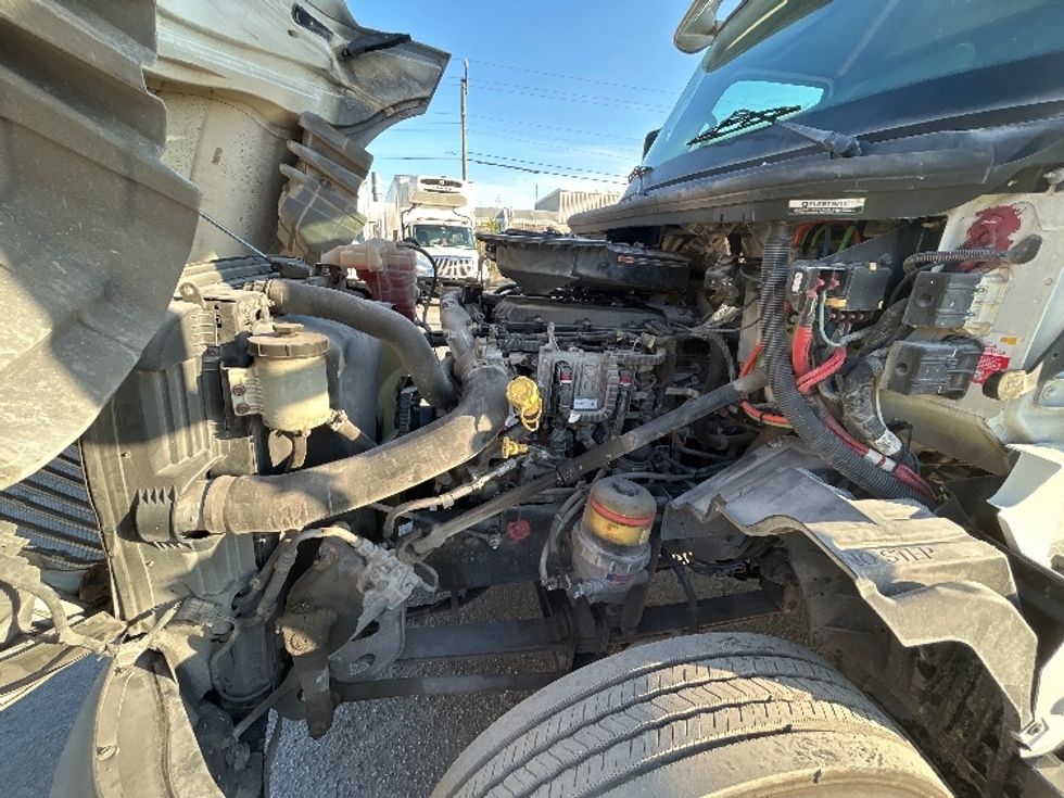 Day Cab Tractor-Heavy Duty Tractors-International-2020-LT625-Medley-FL-120,899\n\t\tmiles-$ 34,500 - Image 15