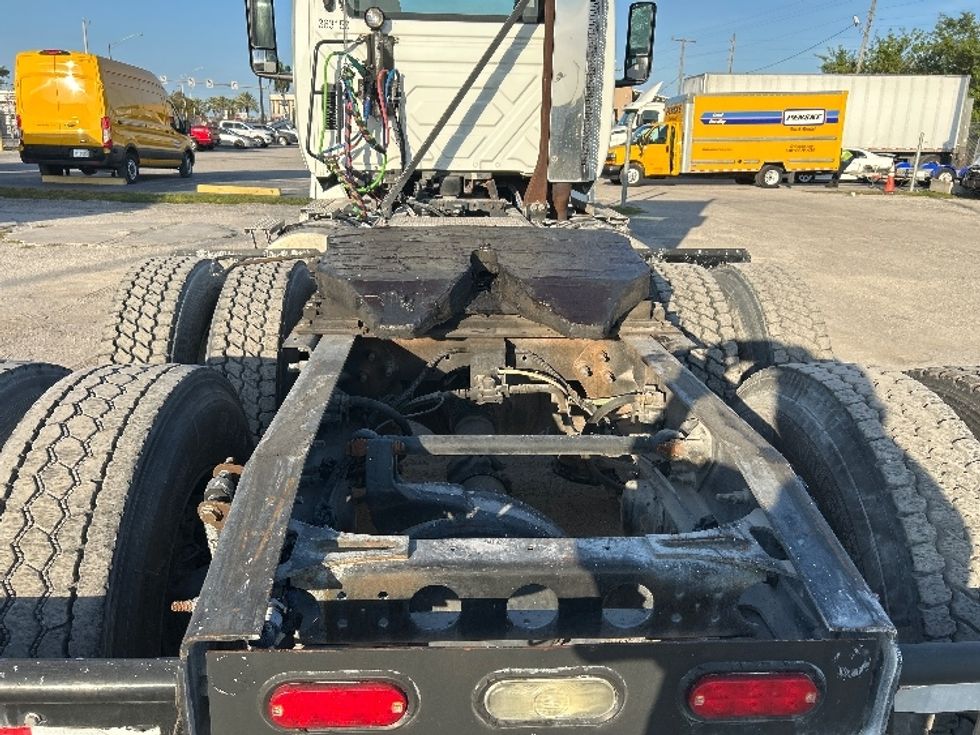 Day Cab Tractor-Heavy Duty Tractors-International-2020-LT625-Medley-FL-120,899\n\t\tmiles-$ 34,500 - Image 6