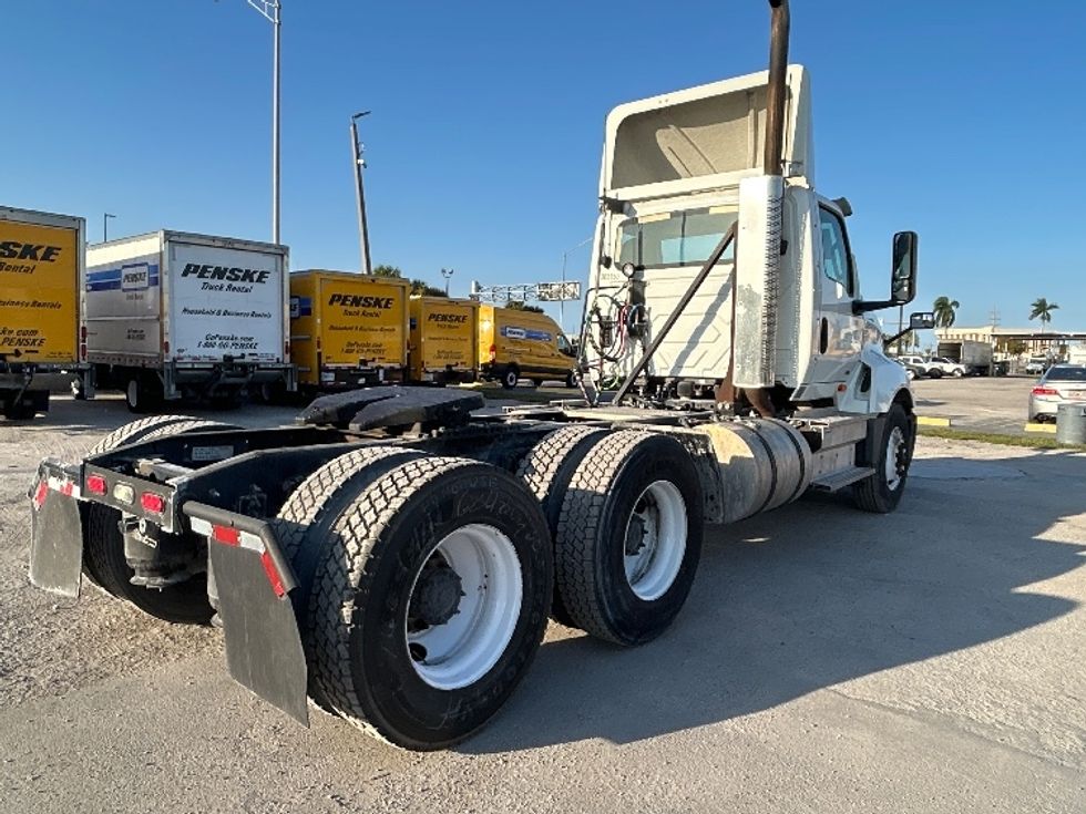 Day Cab Tractor-Heavy Duty Tractors-International-2020-LT625-Medley-FL-120,899\n\t\tmiles-$ 34,500 - Image 7