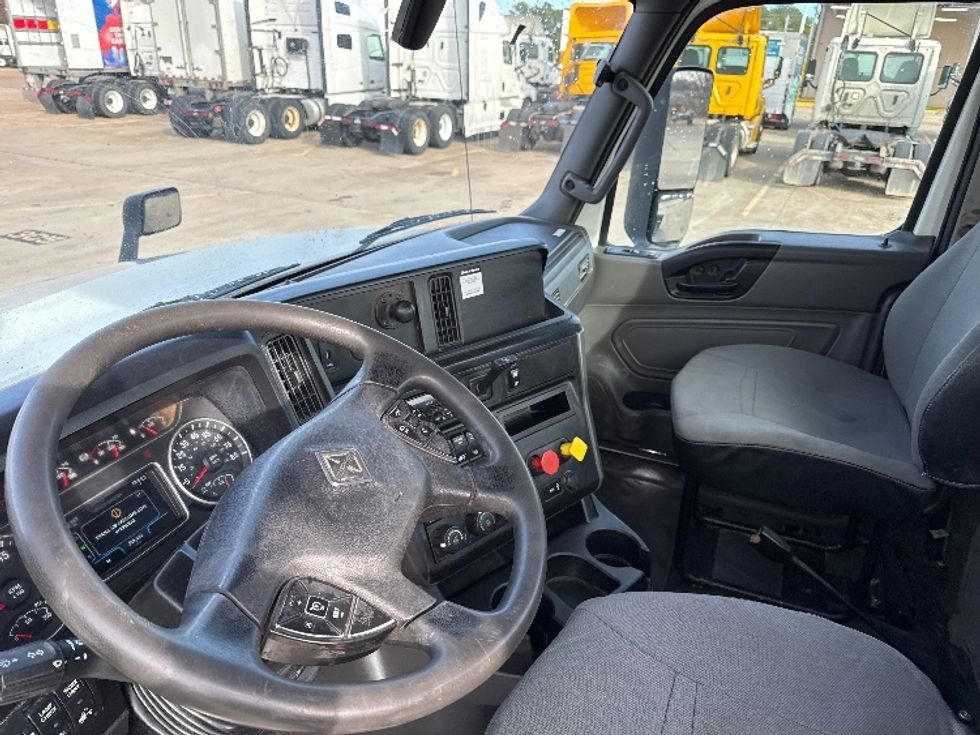 Day Cab Tractor-Heavy Duty Tractors-International-2020-LT625-Memphis-TN-285,662\n\t\tmiles-$ 33,750 - Image 10