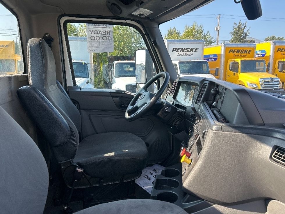 Day Cab Tractor-Heavy Duty Tractors-International-2020-LT625-Milwaukee-WI-520,985\n\t\tmiles-$ 25,750 - Image 14