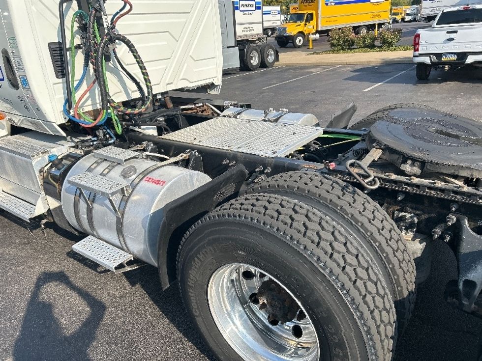 Day Cab Tractor-Heavy Duty Tractors-International-2020-LT625-Milwaukee-WI-520,985\n\t\tmiles-$ 25,750 - Image 18