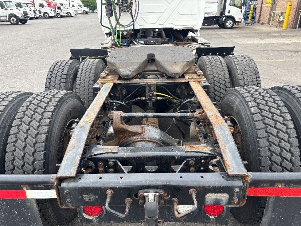 Day Cab Tractor-Heavy Duty Tractors-International-2020-LT625-Mississauga-ON-156,550\n\t\tkm-$ 72,000 - Image 6