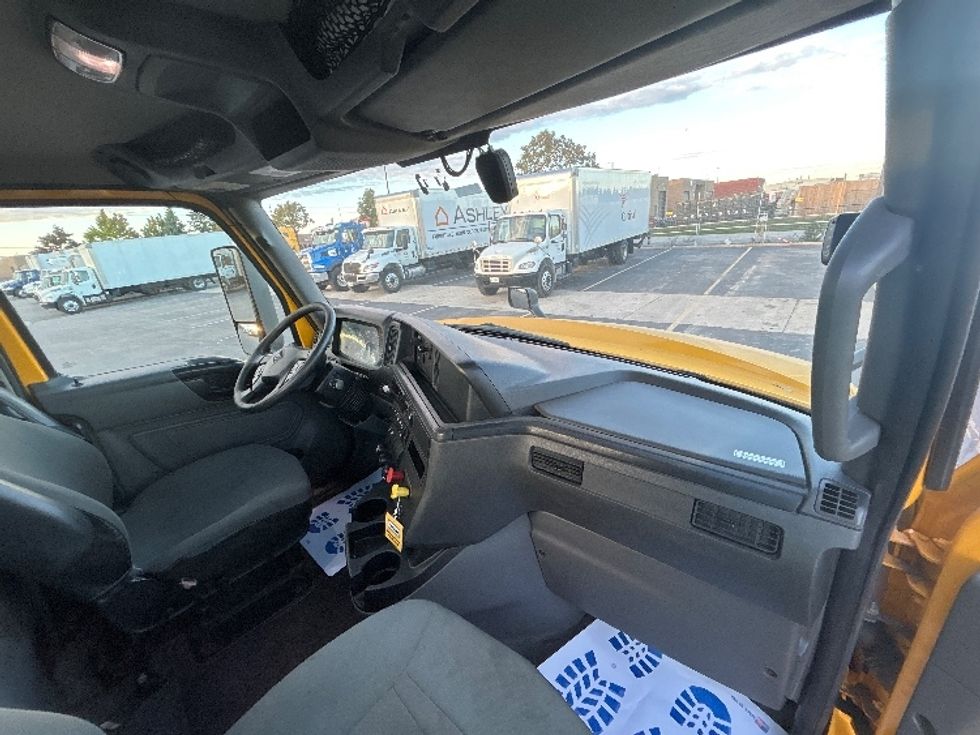 Day Cab Tractor-Heavy Duty Tractors-International-2020-LT625-Mississauga-ON-355,925\n\t\tkm-$ 18,000 - Image 14