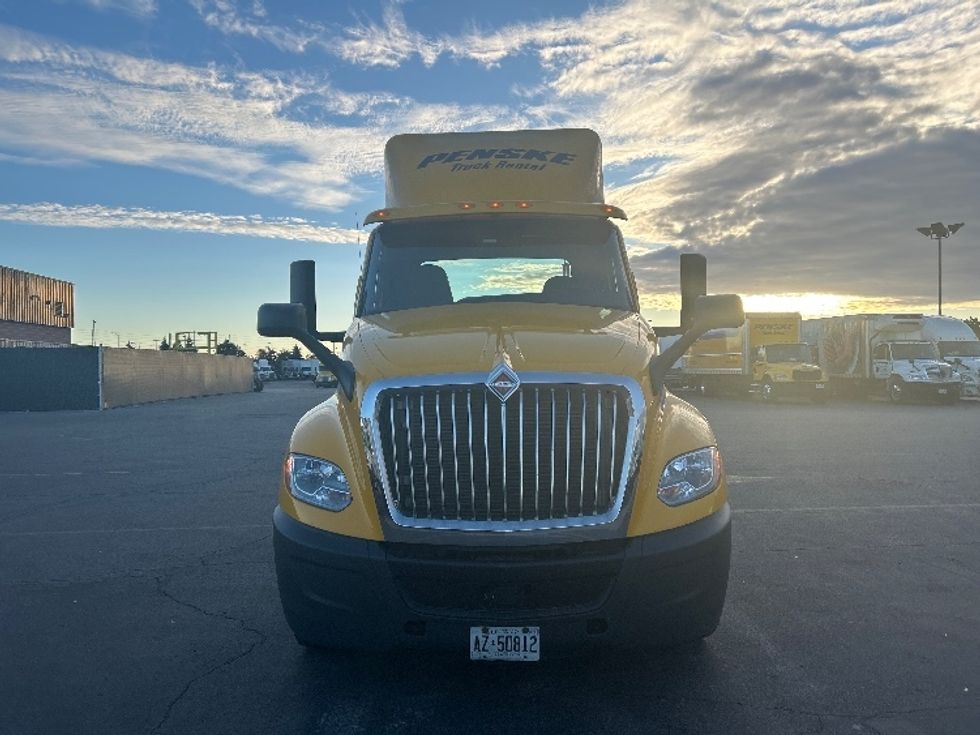 Day Cab Tractor-Heavy Duty Tractors-International-2020-LT625-Mississauga-ON-355,925\n\t\tkm-$ 18,000 - Image 2