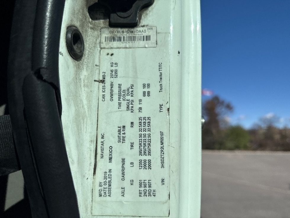 Day Cab Tractor-Heavy Duty Tractors-International-2020-LT625-Mississauga-ON-379,698\n\t\tkm-$ 43,750 - Image 17