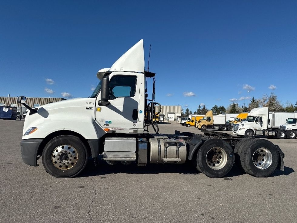Day Cab Tractor-Heavy Duty Tractors-International-2020-LT625-Mississauga-ON-379,698\n\t\tkm-$ 43,750 - Image 4