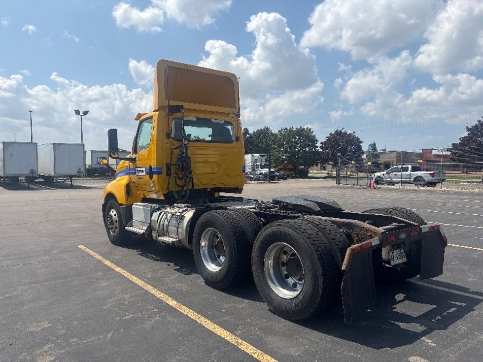 Day Cab Tractor-Heavy Duty Tractors-International-2020-LT625-Mississauga-ON-418,088\n\t\tkm-$ 39,000 - Image 5