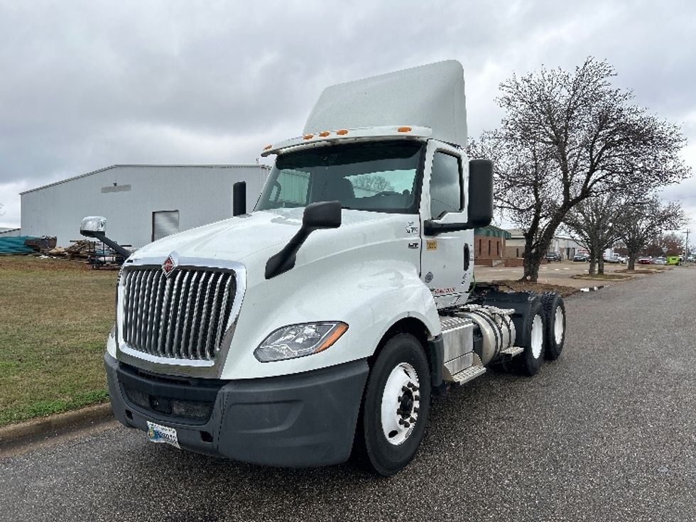 Day Cab Tractor-Heavy Duty Tractors-International-2020-LT625-Montgomery-AL-278,577\n\t\tmiles-$ 35,250 - Image 3