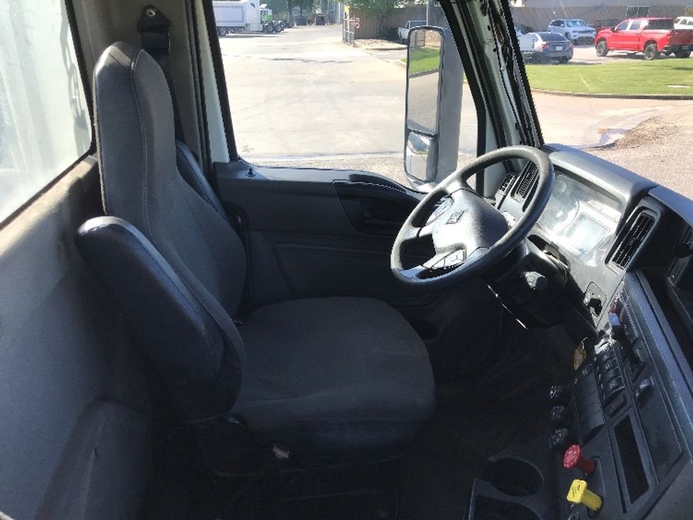 Day Cab Tractor-Heavy Duty Tractors-International-2020-LT625-Montgomery-AL-285,131\n\t\tmiles-$ 34,500 - Image 14