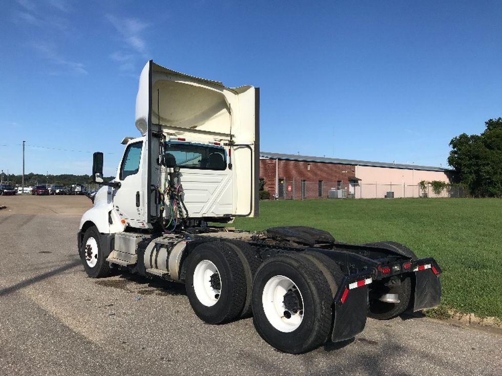 Day Cab Tractor-Heavy Duty Tractors-International-2020-LT625-Montgomery-AL-285,131\n\t\tmiles-$ 34,500 - Image 5