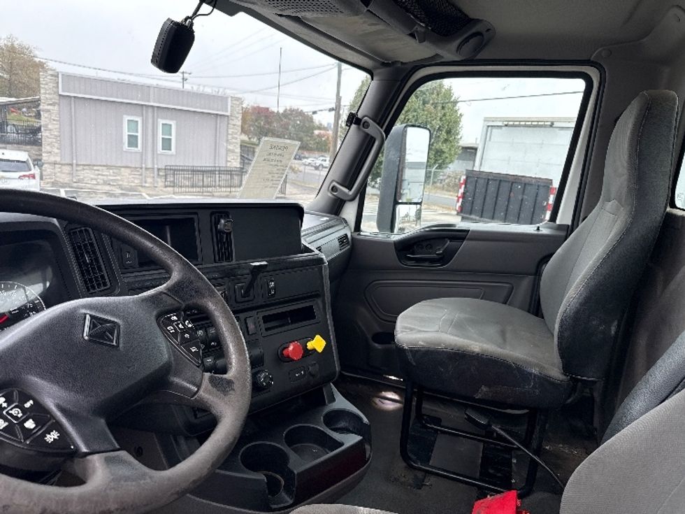 Day Cab Tractor-Heavy Duty Tractors-International-2020-LT625-Nashville-TN-362,405\n\t\tmiles-$ 43,750 - Image 10
