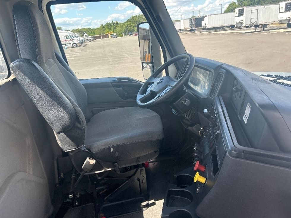Day Cab Tractor-Heavy Duty Tractors-International-2020-LT625-Ocala-FL-183,106\n\t\tmiles-$ 36,250 - Image 14