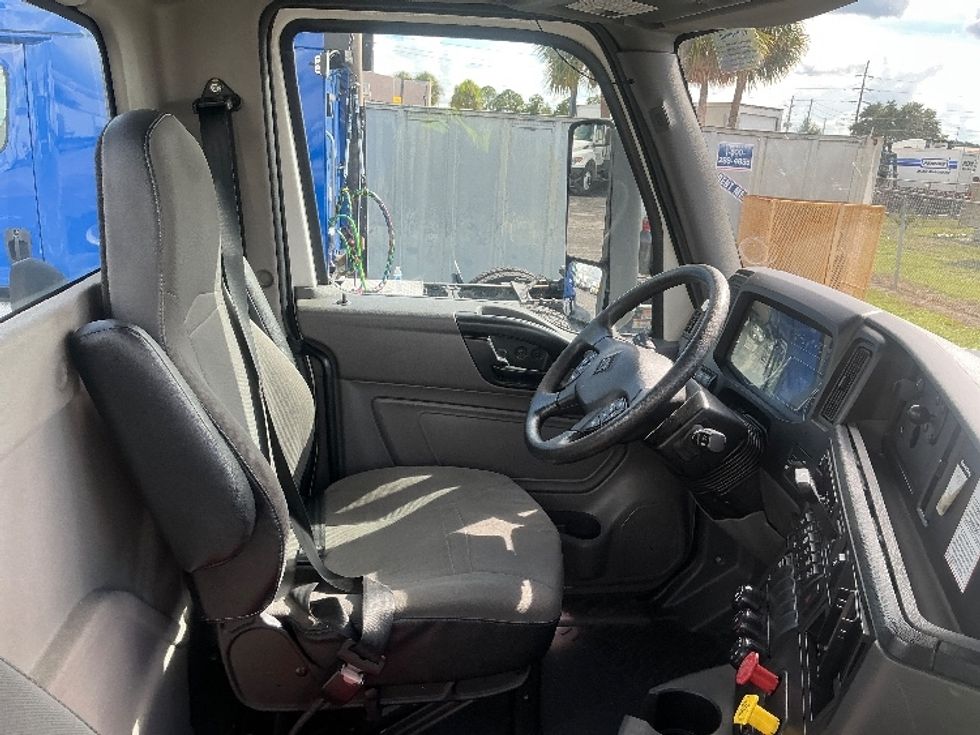 Day Cab Tractor-Heavy Duty Tractors-International-2020-LT625-Ocala-FL-225,913\n\t\tmiles-$ 37,250 - Image 14