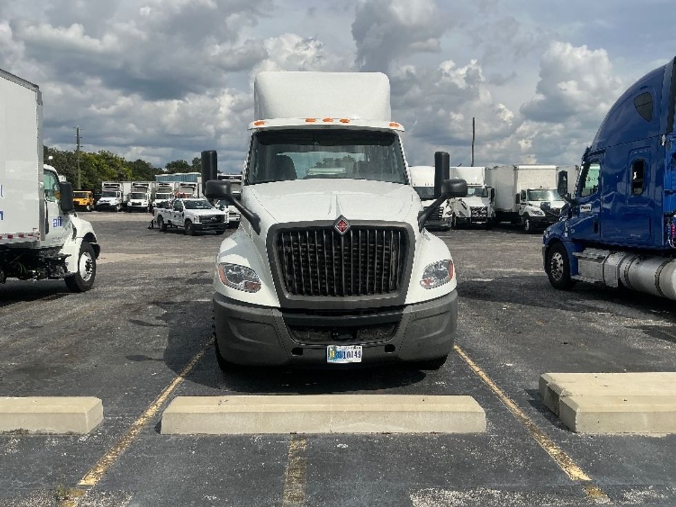 Day Cab Tractor-Heavy Duty Tractors-International-2020-LT625-Ocala-FL-225,913\n\t\tmiles-$ 37,250 - Image 2