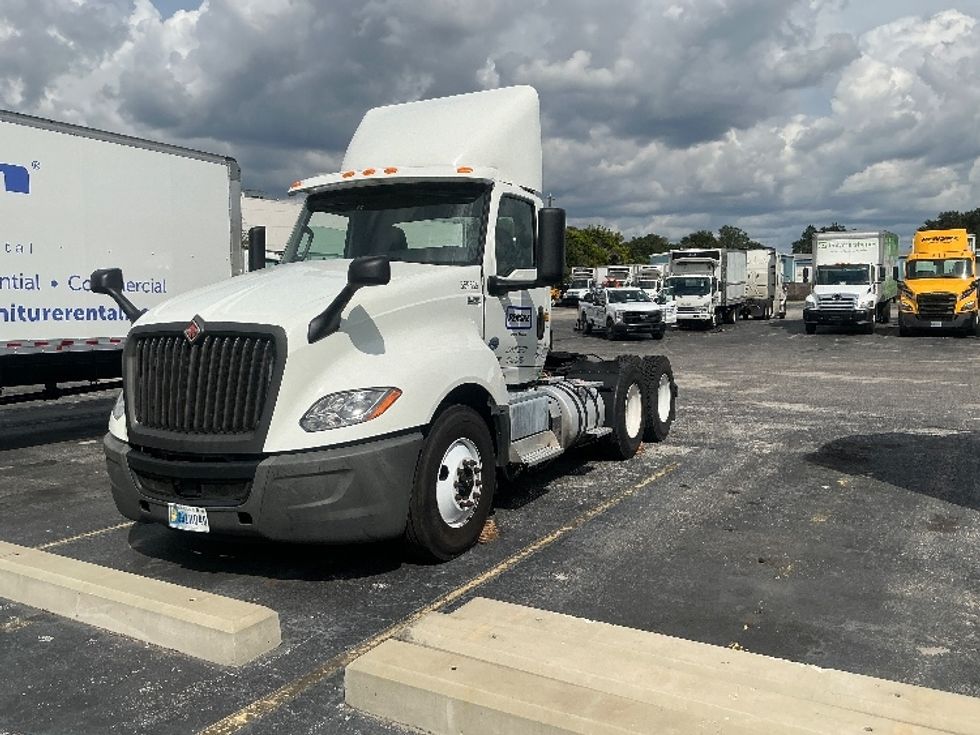 Day Cab Tractor-Heavy Duty Tractors-International-2020-LT625-Ocala-FL-225,913\n\t\tmiles-$ 37,250 - Image 3