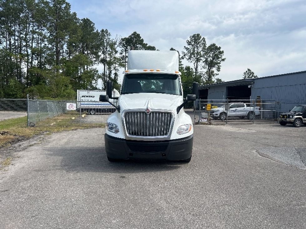 Day Cab Tractor-Heavy Duty Tractors-International-2020-LT625-Ocala-FL-269,547\n\t\tmiles-$ 32,500 - Image 2
