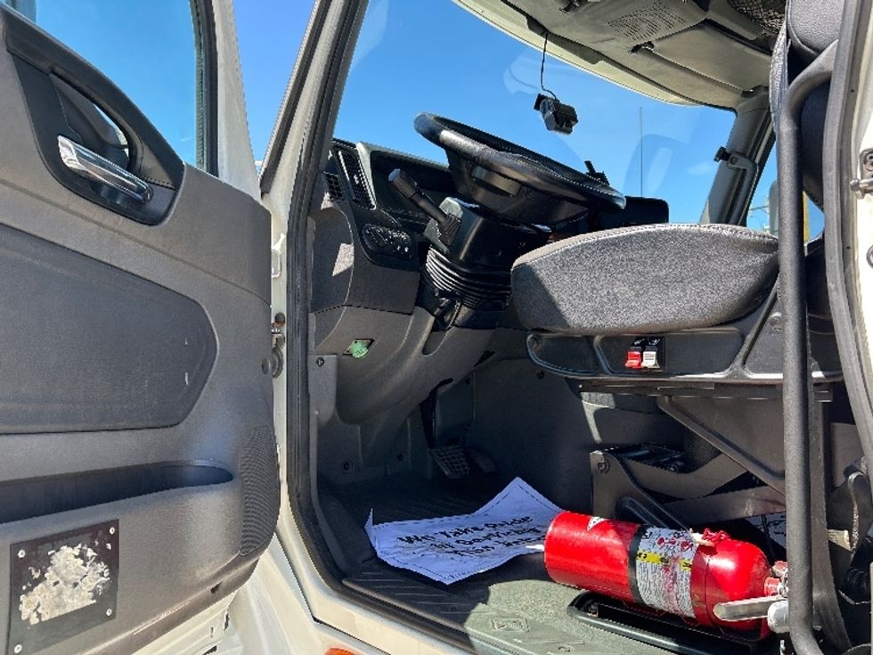 Day Cab Tractor-Heavy Duty Tractors-International-2020-LT625-Oklahoma City-OK-273,753\n\t\tmiles-$ 33,500 - Image 9