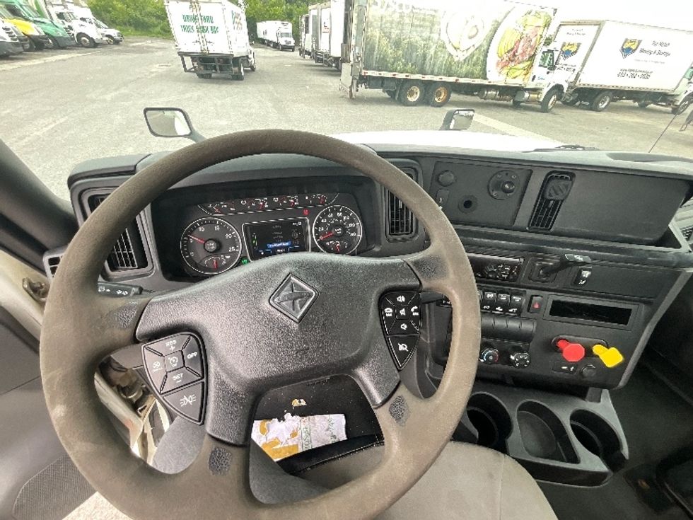 Day Cab Tractor-Heavy Duty Tractors-International-2020-LT625-Ottawa-ON-427,180\n\t\tkm-$ 41,000 - Image 11