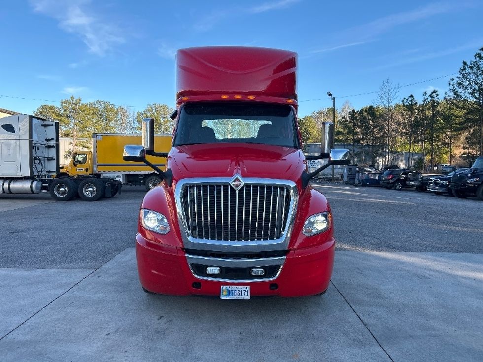 Day Cab Tractor-Heavy Duty Tractors-International-2020-LT625-Pell City-AL-323,512\n\t\tmiles-$ 45,000 - Image 2