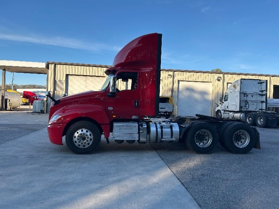 Day Cab Tractor-Heavy Duty Tractors-International-2020-LT625-Pell City-AL-323,512\n\t\tmiles-$ 45,000 - Image 4