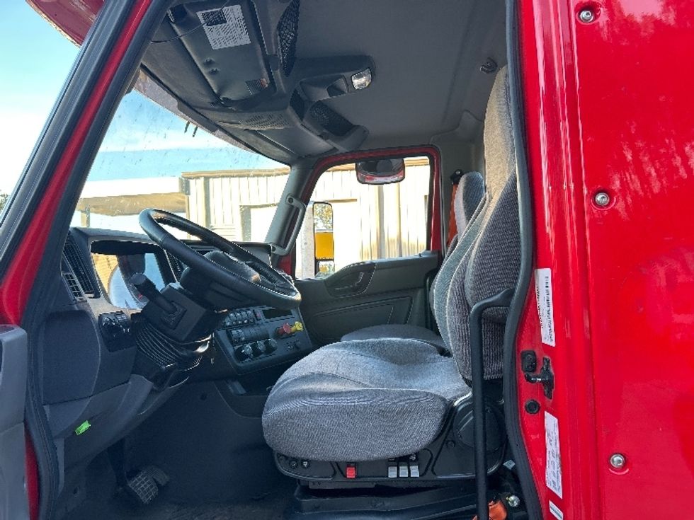 Day Cab Tractor-Heavy Duty Tractors-International-2020-LT625-Pell City-AL-323,512\n\t\tmiles-$ 45,000 - Image 9