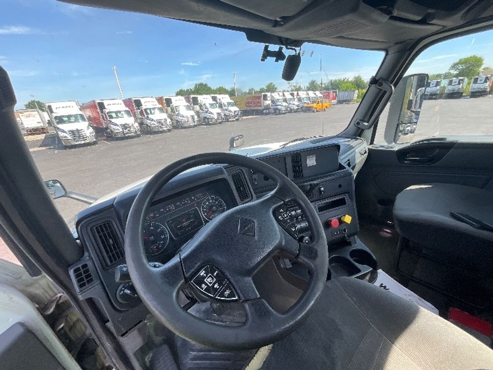 Day Cab Tractor-Heavy Duty Tractors-International-2020-LT625-Pennsauken-NJ-296,620\n\t\tmiles-$ 30,500 - Image 9