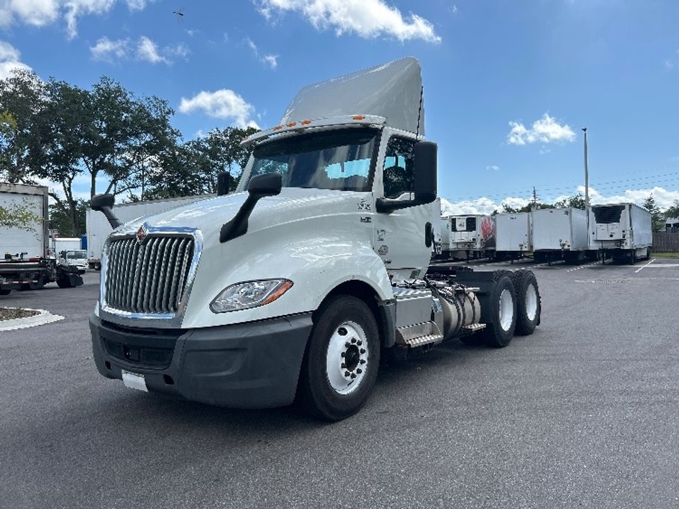 Day Cab Tractor-Heavy Duty Tractors-International-2020-LT625-Pensacola-FL-286,016\n\t\tmiles-$ 33,750 - Image 3