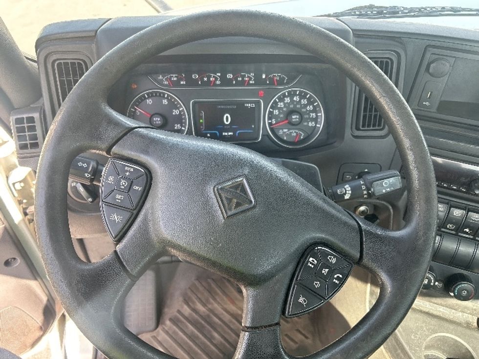 Day Cab Tractor-Heavy Duty Tractors-International-2020-LT625-Pensacola-FL-304,399\n\t\tmiles-$ 31,500 - Image 11